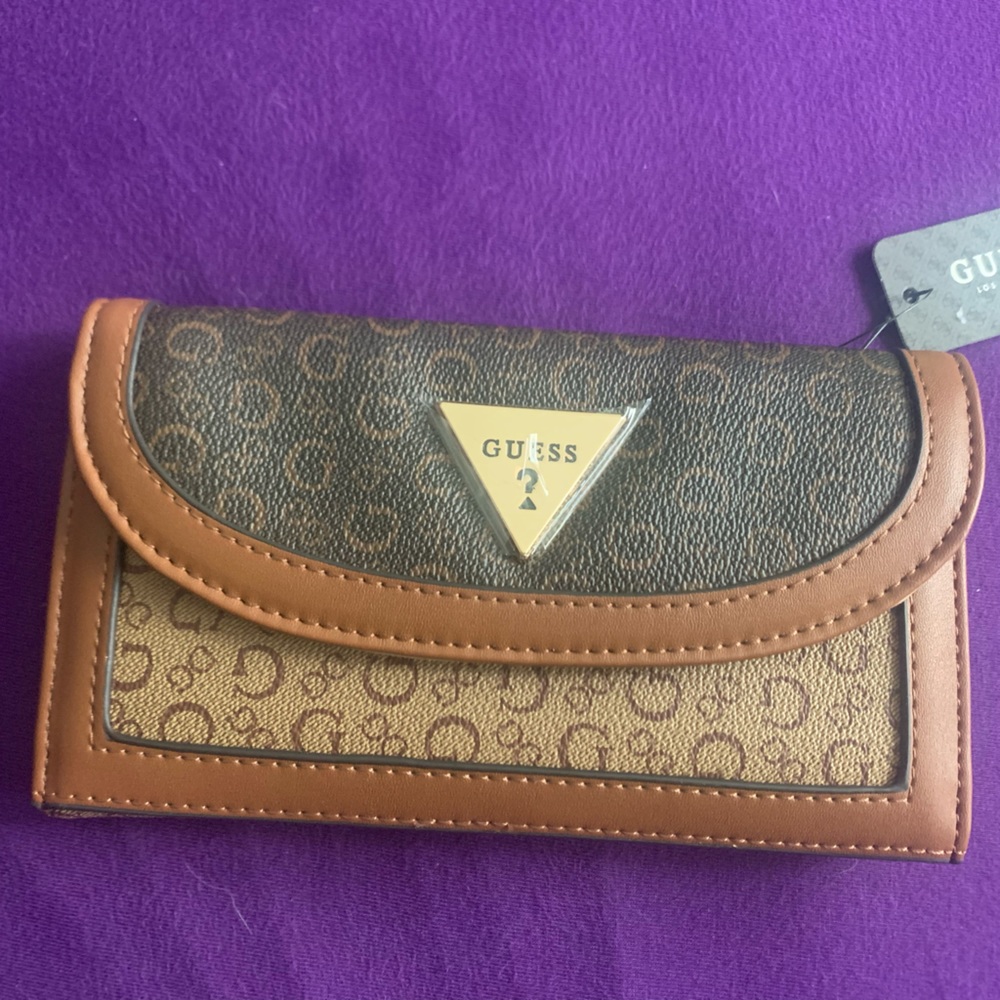 Guess medium size wallet for women
